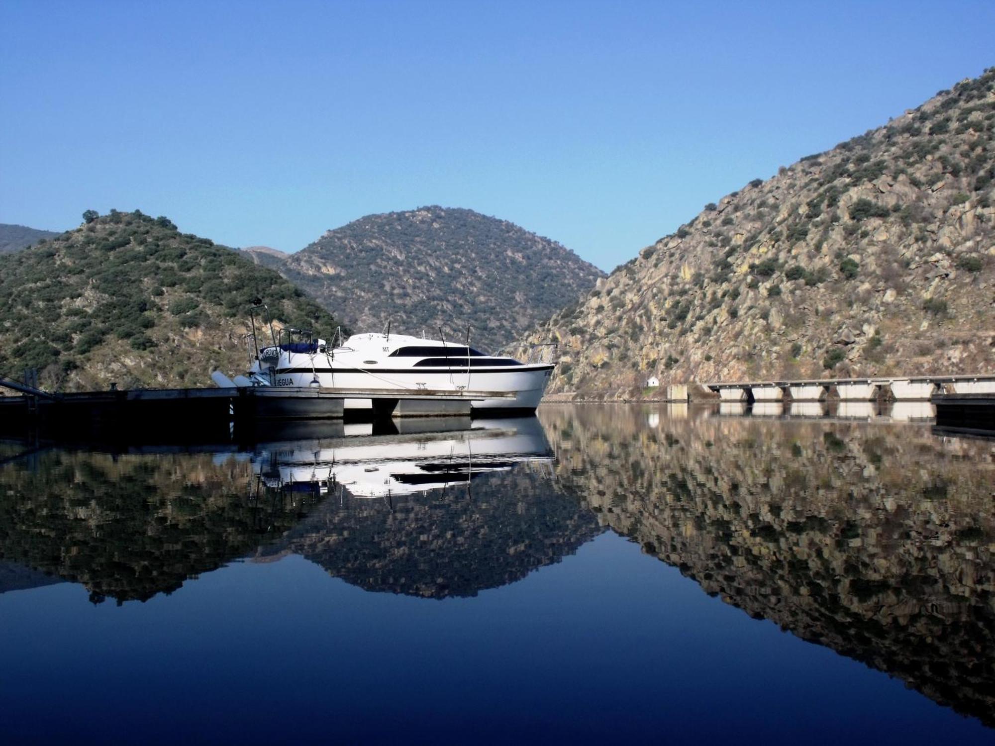 Douro Yacht Charter & Bungalows São João da Pesqueira Camera foto