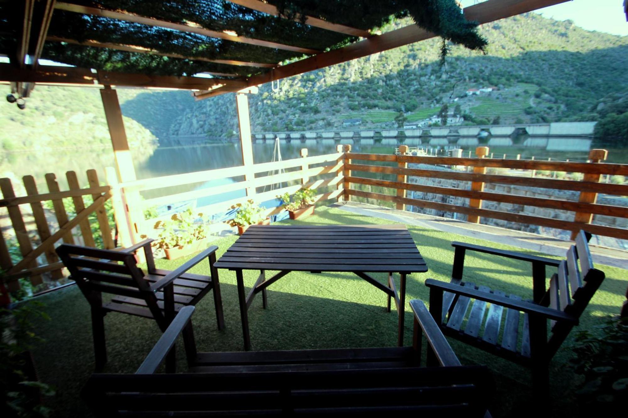 Douro Yacht Charter & Bungalows São João da Pesqueira Camera foto