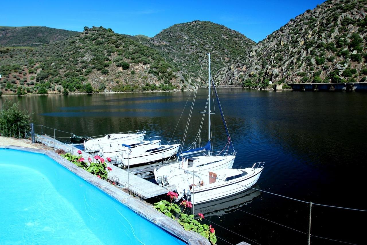 Douro Yacht Charter & Bungalows São João da Pesqueira Esterno foto
