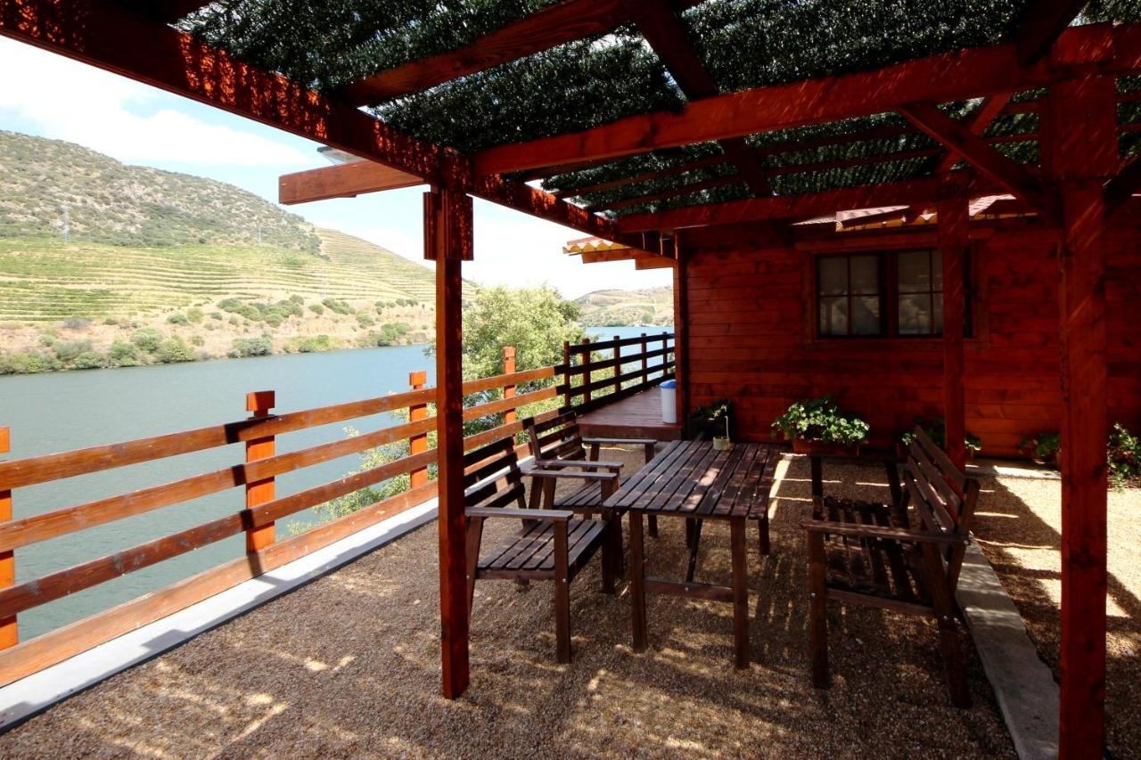 Douro Yacht Charter & Bungalows São João da Pesqueira Esterno foto